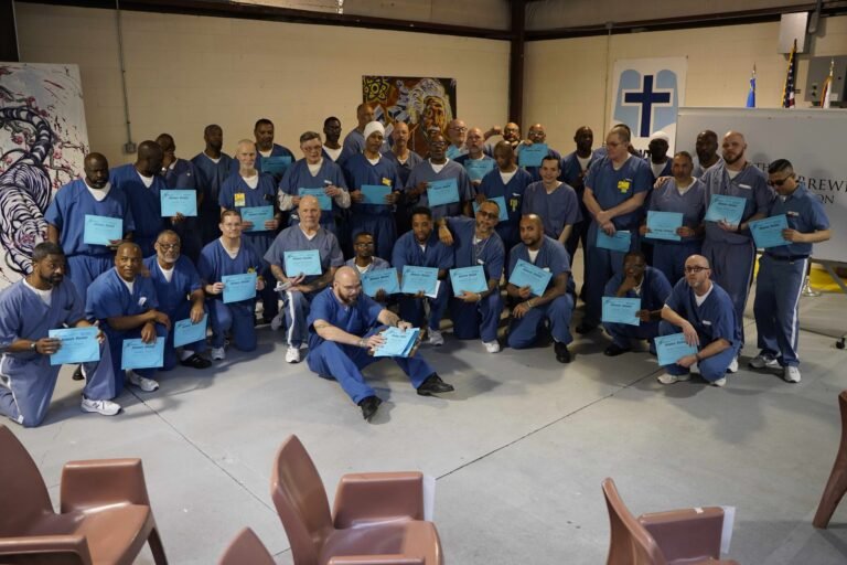 DSC3151-NXPowerLite-Copy-scaled